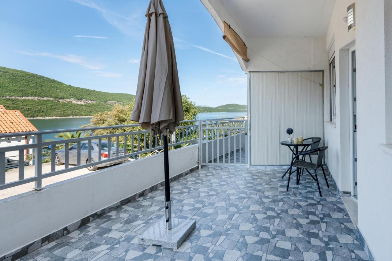 Apartments Nico Neum Luaran gambar